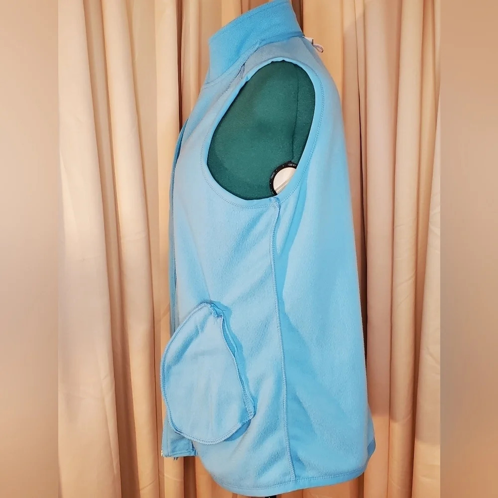 0118. NWOTs ~ Woman Within ~ Sky Blue ~ Fleece Vest w/ Pockets - Picture 7 of 11